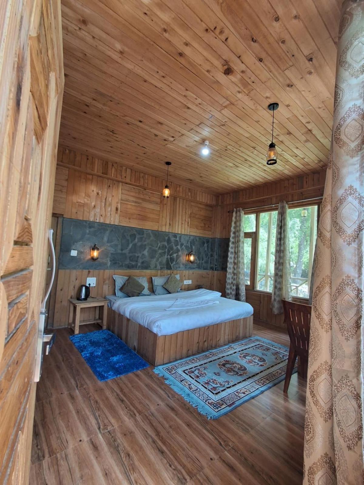 The Cozy Cabin, Jibhi Banjār Esterno foto