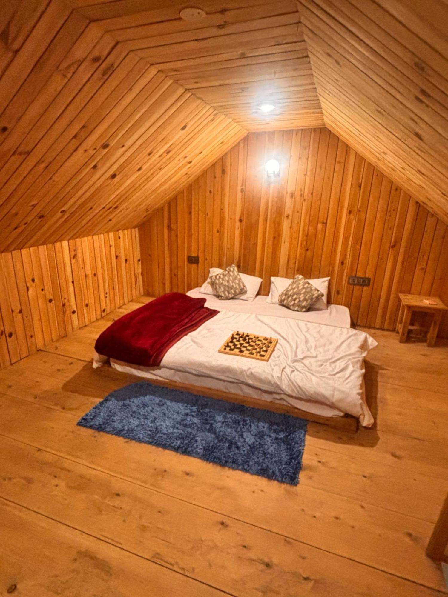 The Cozy Cabin, Jibhi Banjār Esterno foto