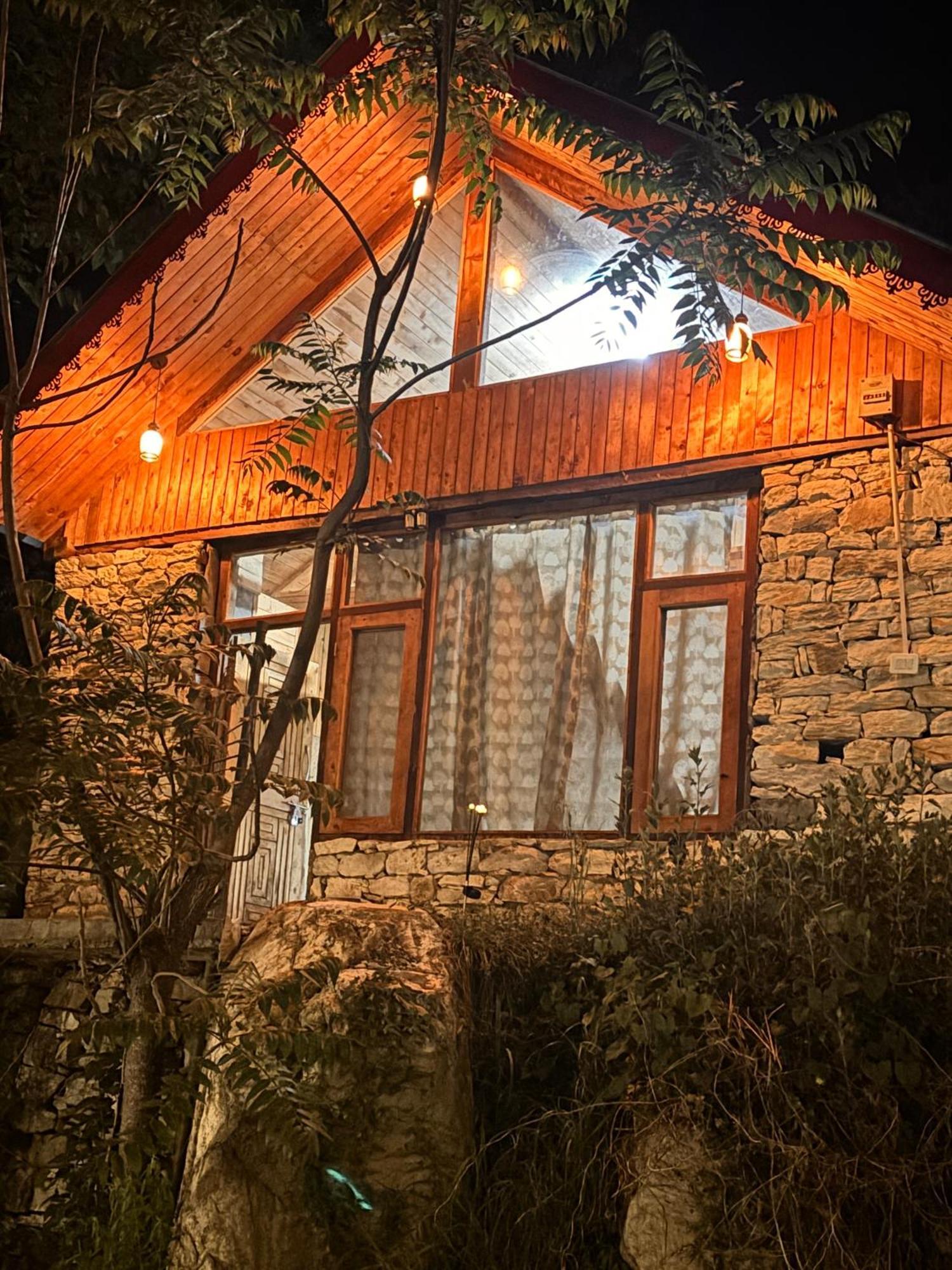 The Cozy Cabin, Jibhi Banjār Esterno foto